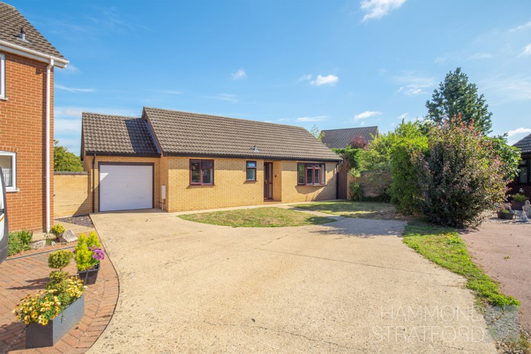 Iris Close, Attleborough
