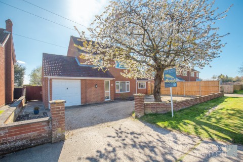 View Full Details for Hall Moor Road, Hingham