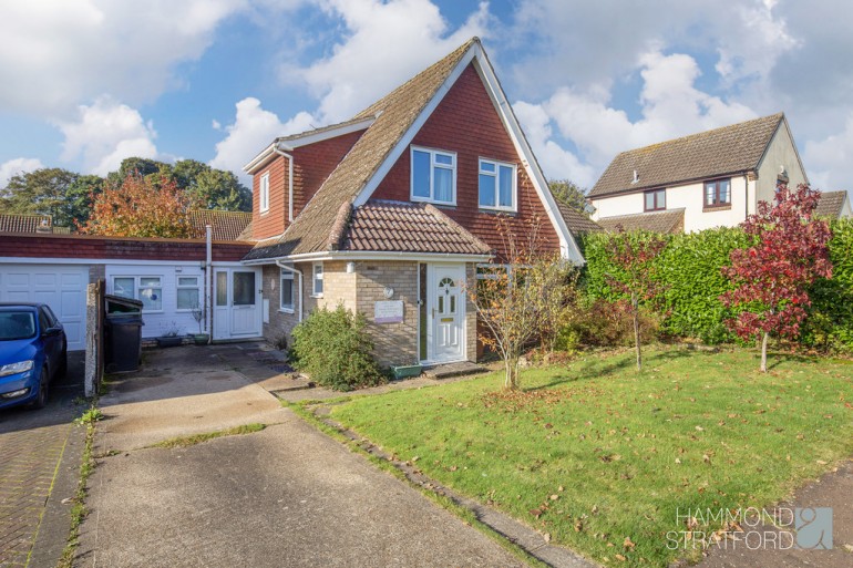 Oak Lane, Hingham