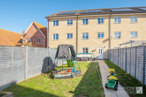 View Full Details for Dunlin Drive, Wymondham
