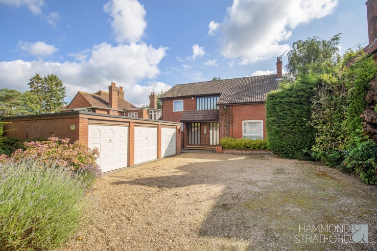 Bluebell Road, Eaton