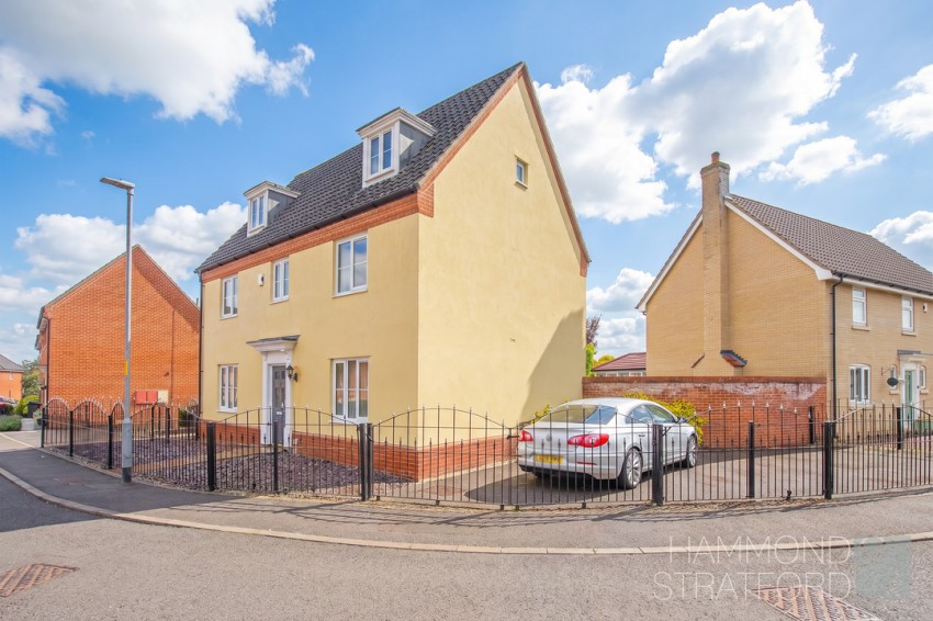 Images for 4 Kishorn Way, Attleborough