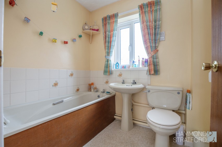 Images for Lindford Drive, Eaton