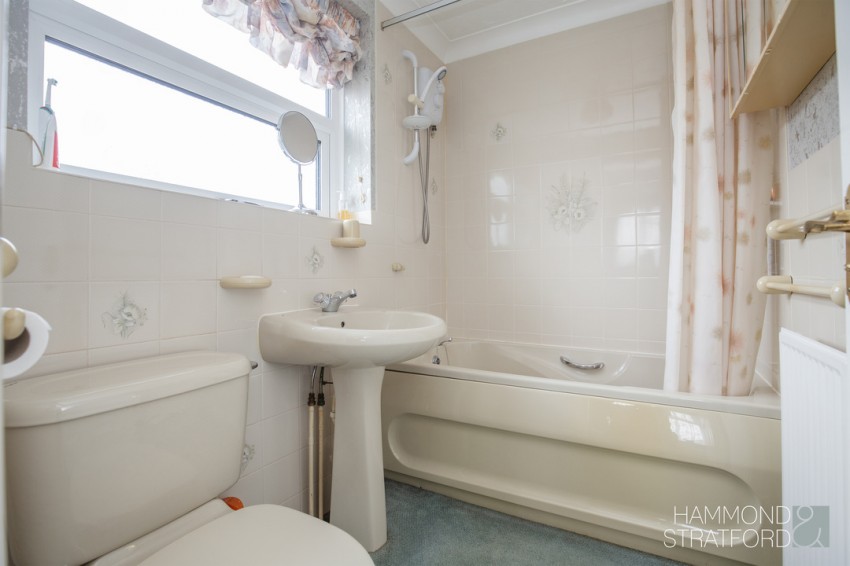 Images for Kemp Drive, Scarning