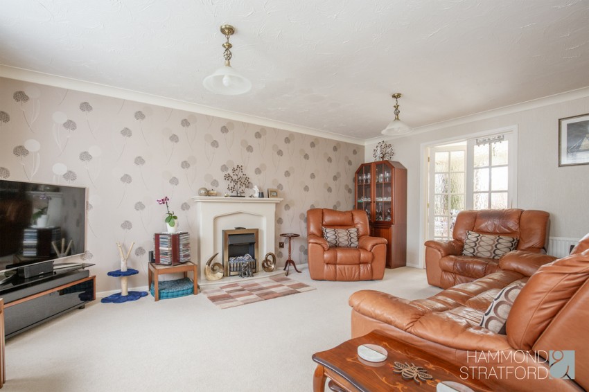 Images for Kemp Drive, Scarning