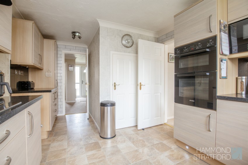 Images for Kemp Drive, Scarning