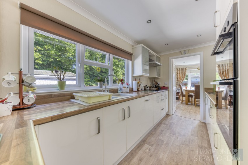 Images for Oak Tree Park, Attleborough