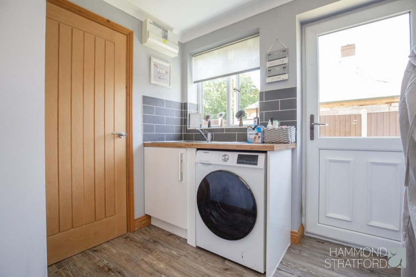 Images for Mere Road, Stow Bedon
