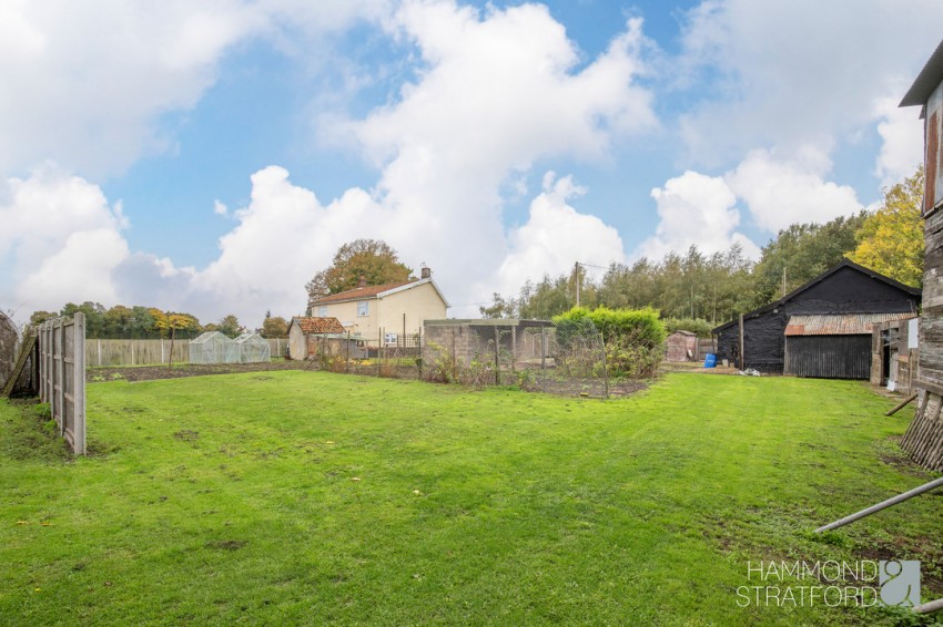 Images for Double Cottage, Scoulton Road