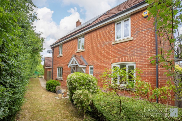 Round House Way, Cringleford