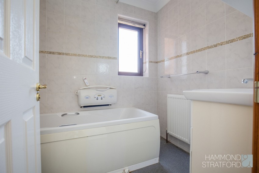 Images for Tulip Close, Attleborough