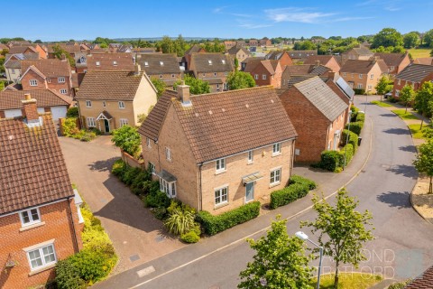 View Full Details for Kingfisher Close, Cringleford