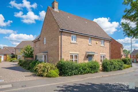 View Full Details for Kingfisher Close, Cringleford