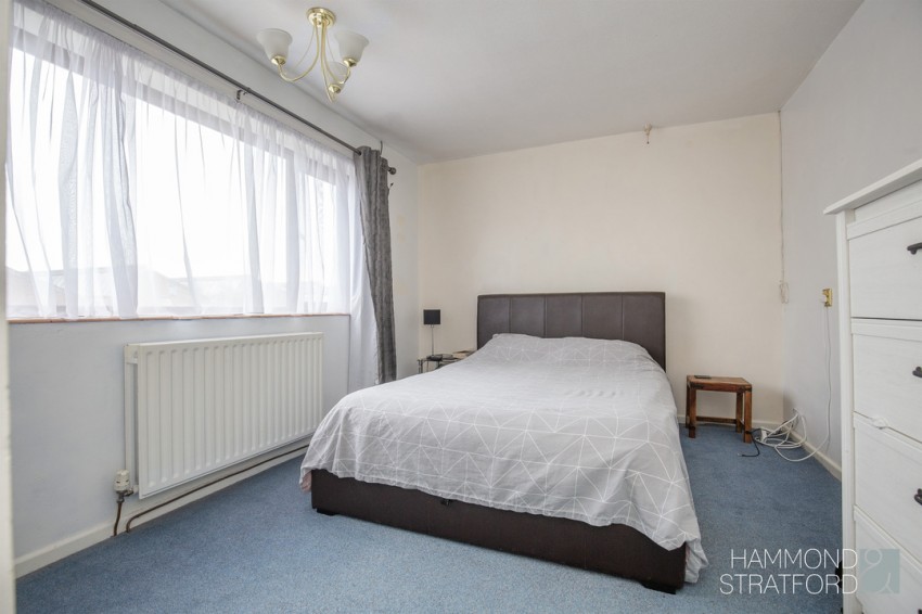 Images for Halford Close, Attleborough