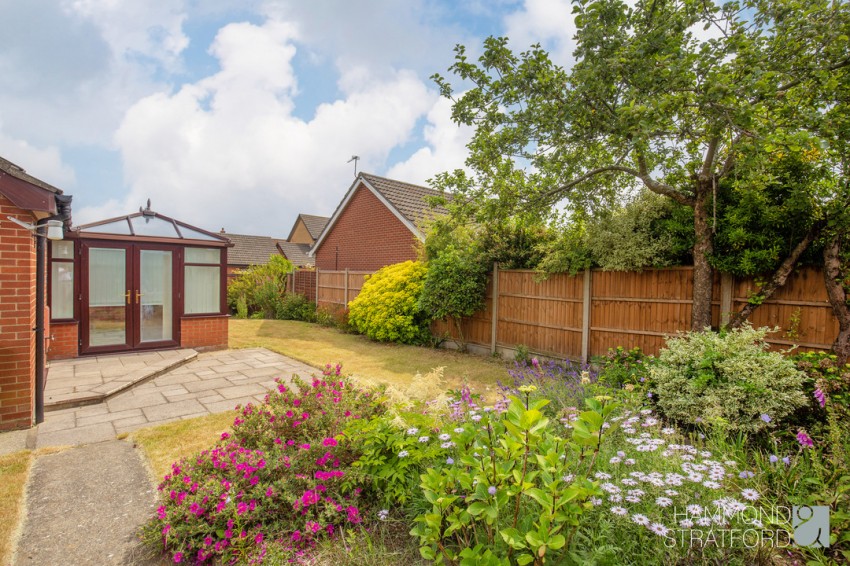 Images for Tulip Close, Attleborough