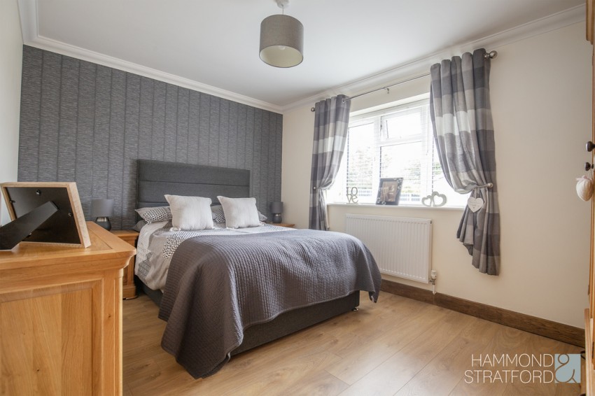 Images for Oakwood Close, Easton