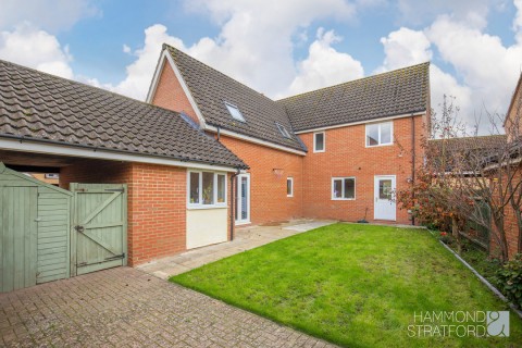 View Full Details for Camelia Close, Hethersett