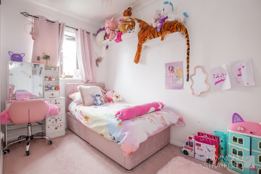 Images for Westfields, Attleborough