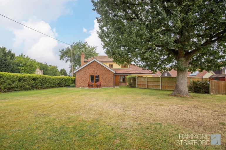 The Meadows, Shropham