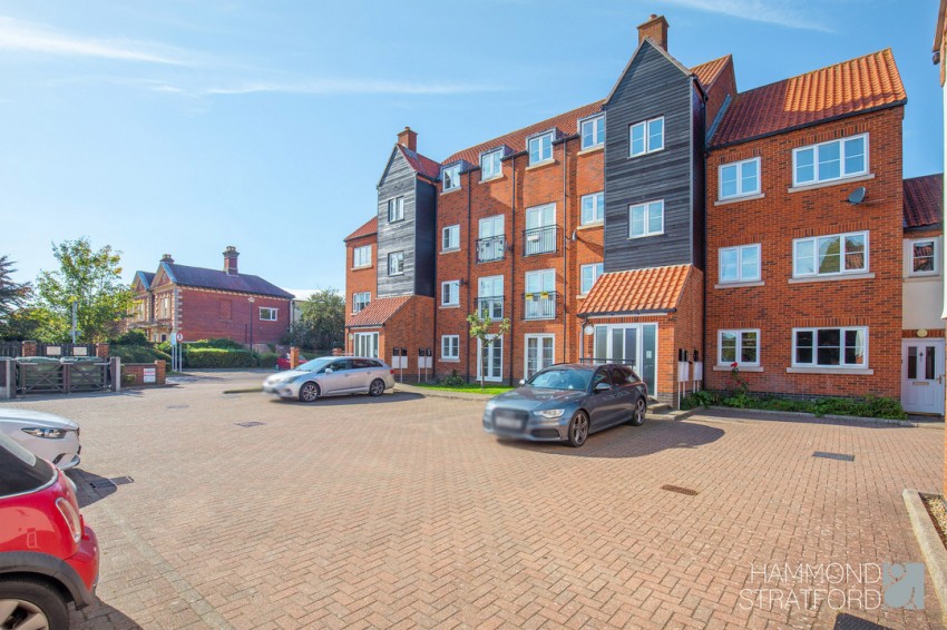 Images for Flat 1 Constable Court, Commercial Road