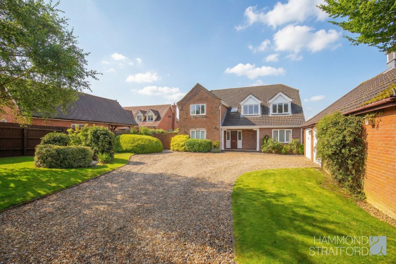 Wymondham Road, Wreningham