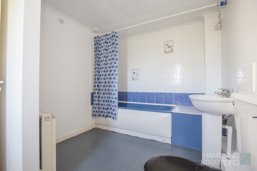 Images for Docking Farm Bungalow, Slough Lane