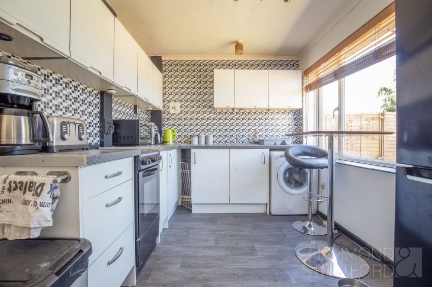 Images for Halford Close, Attleborough