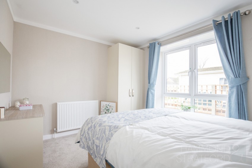 Images for Oak Tree Park, Attleborough