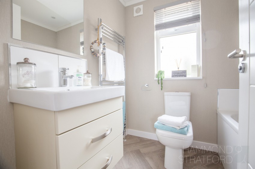 Images for Oak Tree Park, Attleborough