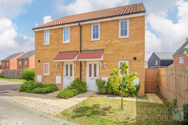 Otter Place, Hethersett